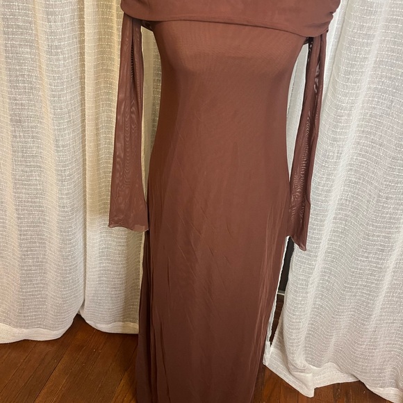 Off-Shoulder Brown Maxi Dress Size Small - Picture 2 of 6